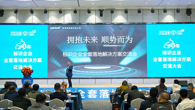 C1102T01-改.jpg C1102T01-改.jpg